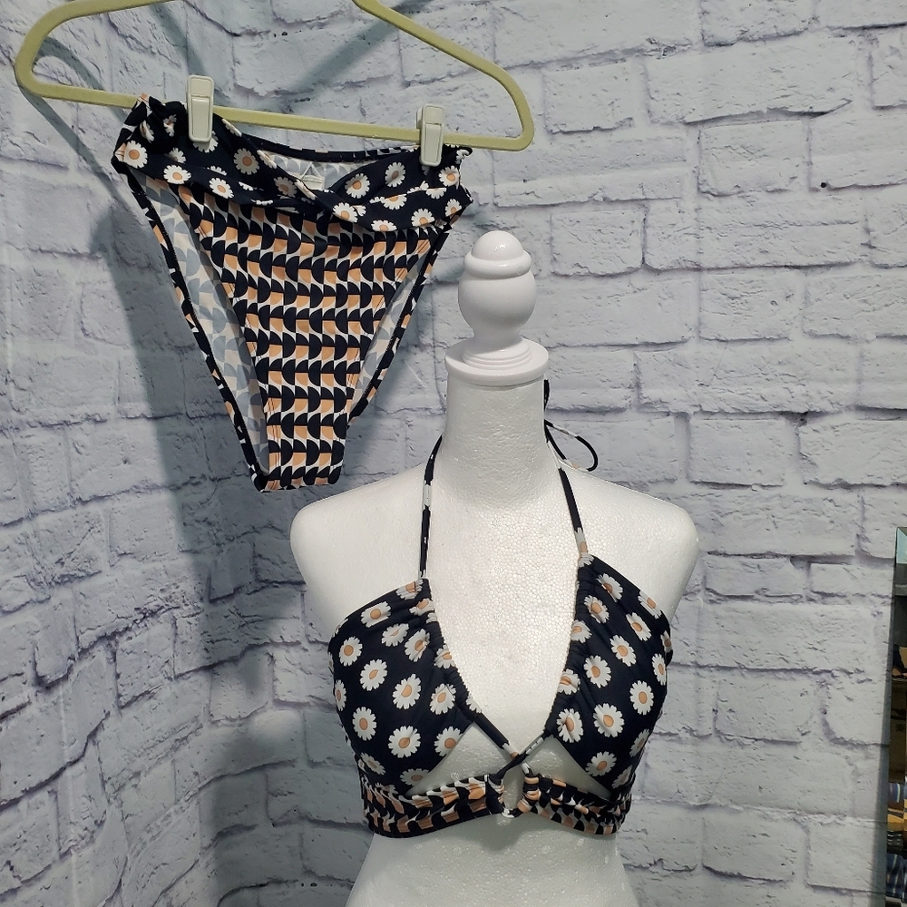 Cupshe women's bikini size medium pink black and white floral geometric print